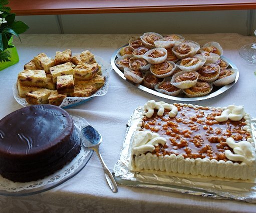 _DSC0080 Cakes.
