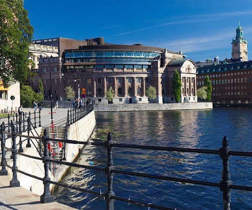 _DSC0012 View of the parliament building in Stockholm.