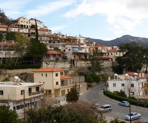 _DSC0015 At the village of Agros.