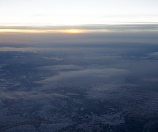 _DSC0019 Sunset, flying to Sweden.