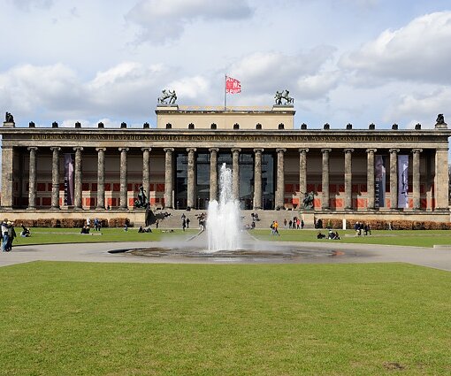_DSC0092 The Altes Museum (Old Museum).