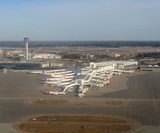 _DSC0007 View of Arlanda airport at takeoff.