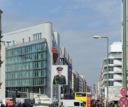 _DSC0045 Checkpoint Charlie.