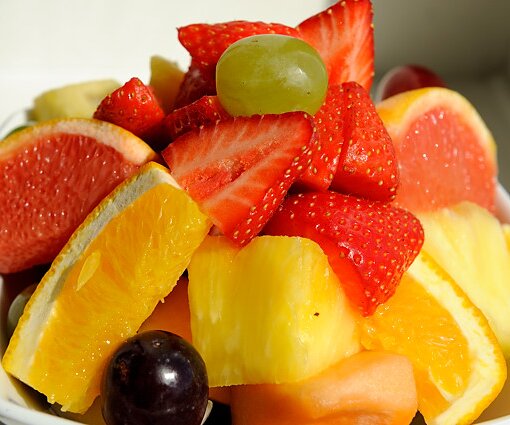_DSC0016 Fruit in the hotel room.