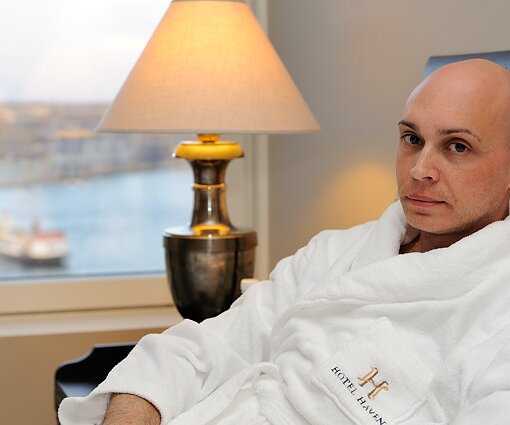 _DSC0104 Markos in the hotel room at Hotel Haven.