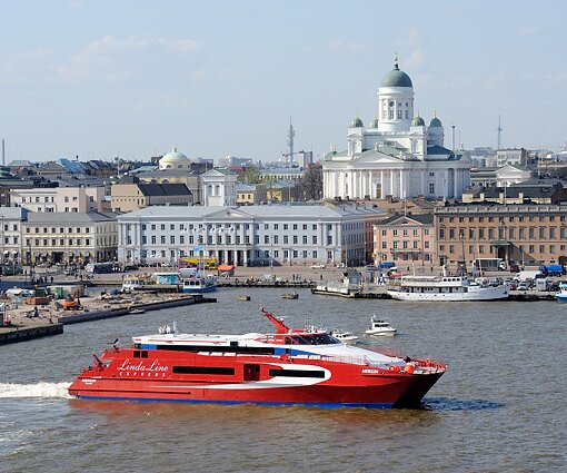 _DSC0066 View of Helsinki from the deck on Silja Serenade.