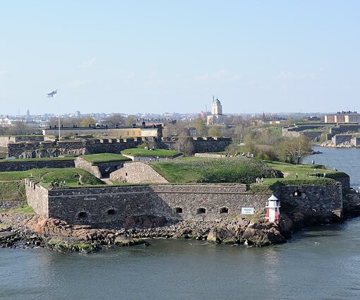 _DSC0091 View of Suomenlinna (Sveaborg) from Silja Serenade.