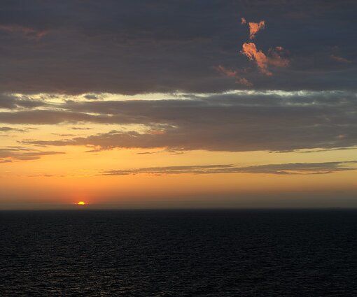 _DSC0106 View of the sunset from Silja Serenade.