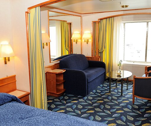 _DSC0004 In the cabin on Silja Symphony.