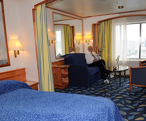 _DSC0021 Markos in the cabin on Silja Symphony.