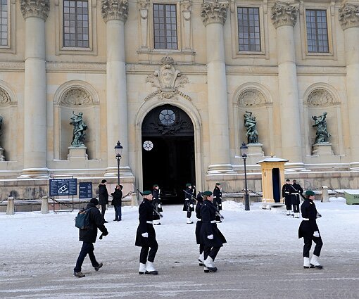 _DSC0004 At the Royal Palace.