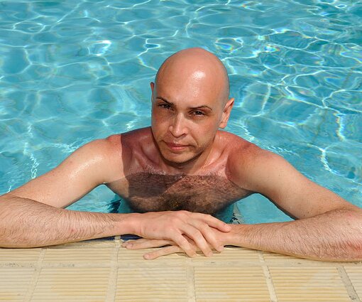 _DSC0002_1 Markos in the pool at Capo Bay.