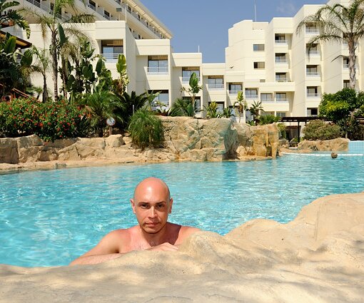_DSC0005 Markos in the pool at Capo Bay.