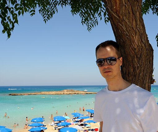 _DSC0015 Arto at Capo Bay.
