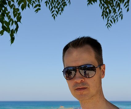 _DSC0024 Arto at Capo Bay.