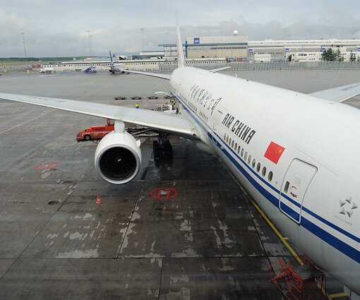 _DSC0034 An Air China B777 at Arlanda airport.