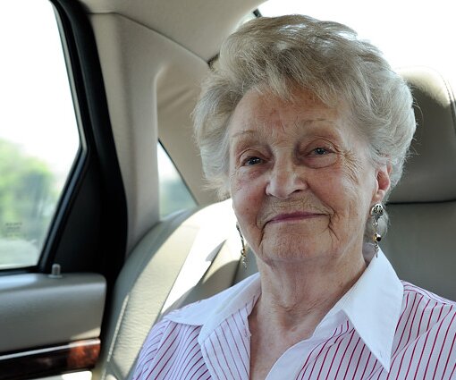 _DSC0007 Mum in the car.