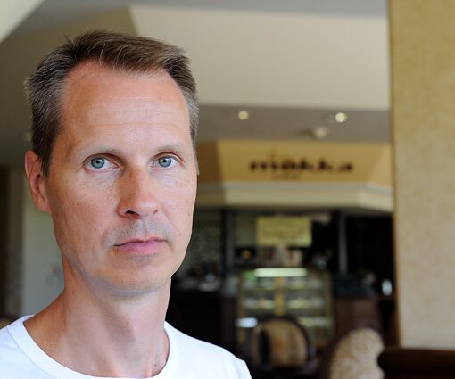 _DSC0014 Arto at a hotel in Limassol.