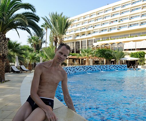 _DSC0030 Arto by the pool at Elias Beach Hotel.