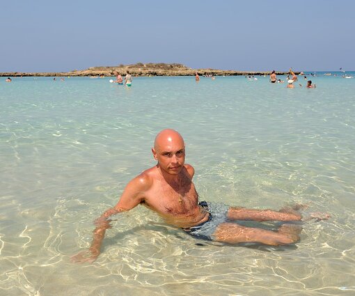 _DSC0098 Markos in the sea at Fig Tree Bay.