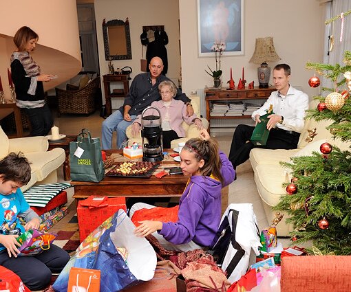 _DSC0125 Opening Christmas presents.