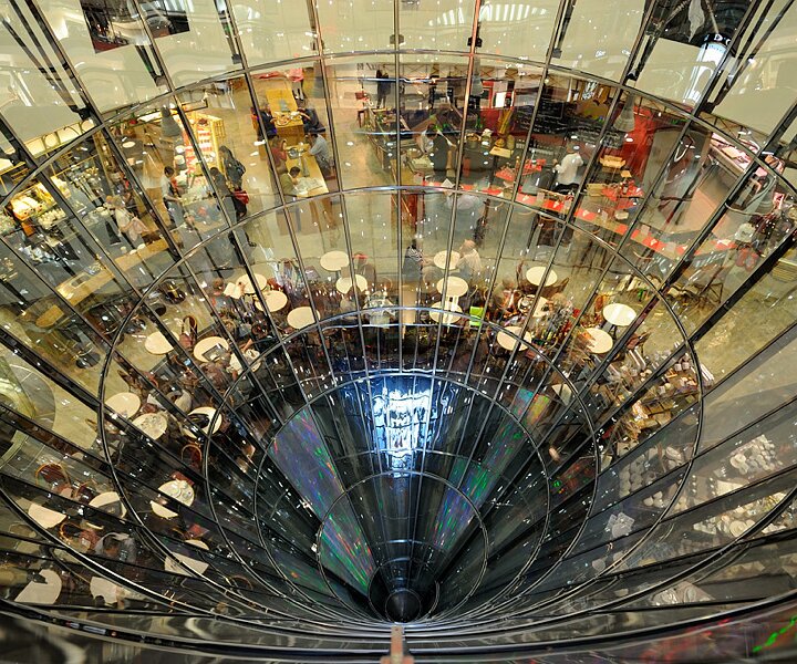 _DSC0026 At Galeries Lafayette in Berlin.