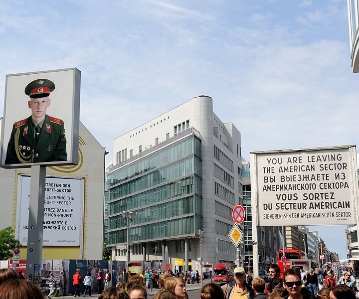 _DSC0046 At Checkpoint Charlie.