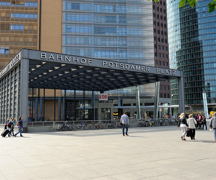 _DSC0058 At Potsdamer Platz.