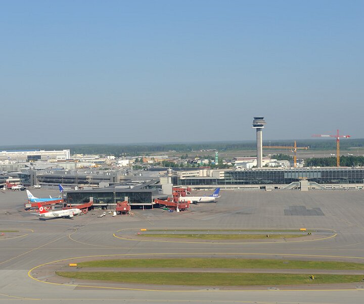 _DSC0003 View of Arlanda airport at takeoff.