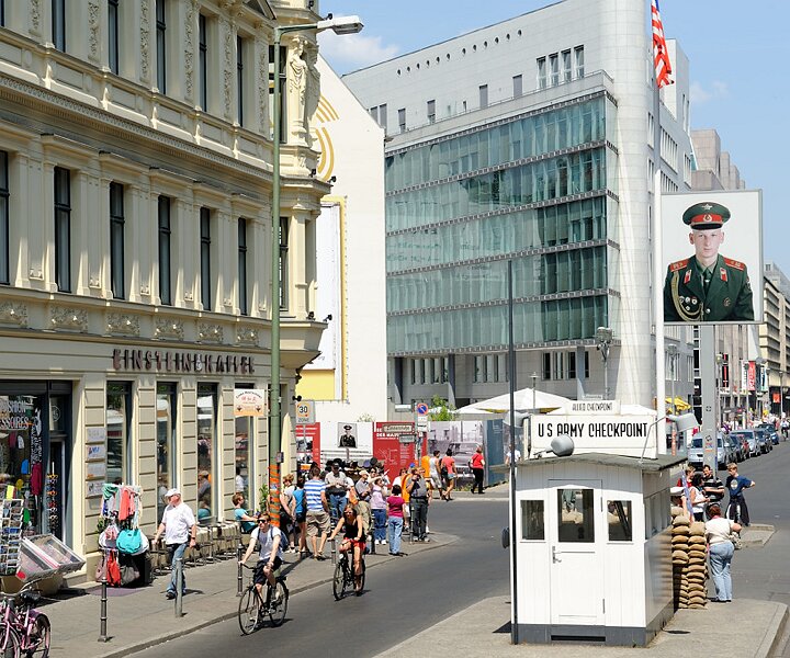_DSC0062 At Checkpoint Charlie.