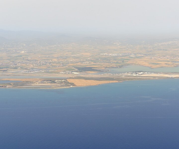 _DSC0028 View over Larnaca airport.