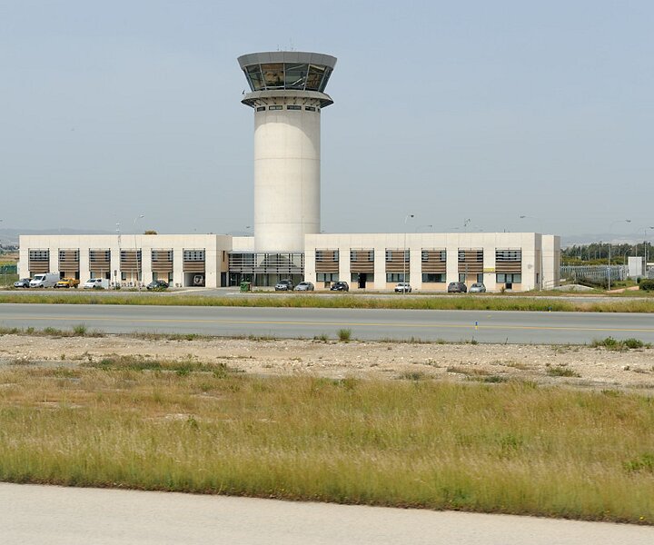 _DSC0035 Control tower at Larnaca airport.