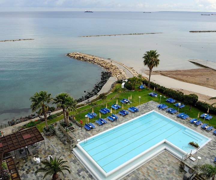 _DSC0011 View from the hotel room in Limassol.