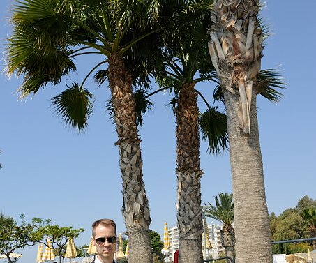 _DSC0018 Arto at the hotel in Limassol.