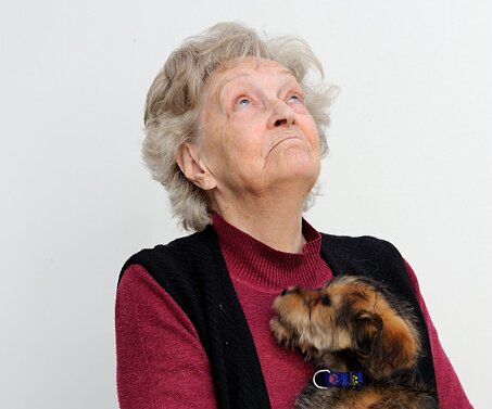_DSC0010 Mum with Chico.