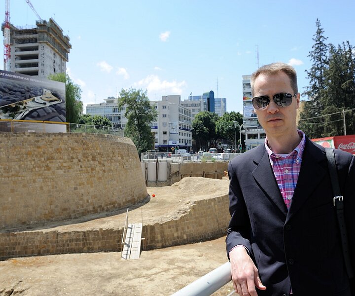 _DSC0024 Arto at Eleftheria Square in Nicosia.
