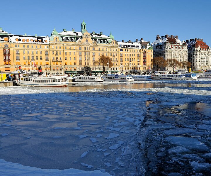 _DSC0023 View of Strandvägen from Nybrokajen.
