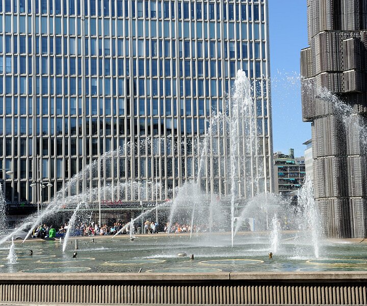 _DSC0006_1 The fountain at Sergels torg.
