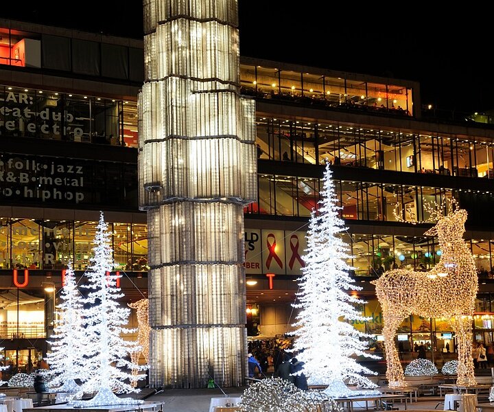 _DSC0059 At Sergels Torg.