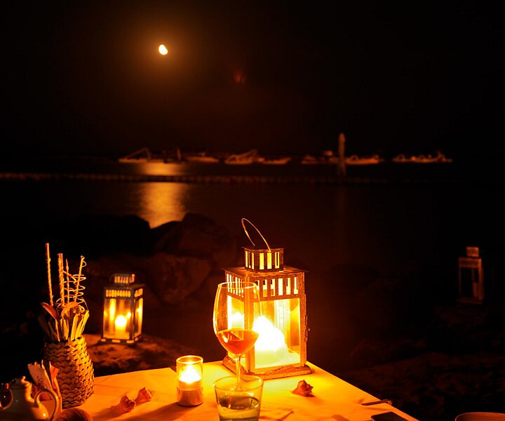 _DSC0144 Private dining on the beach under the moonlight.