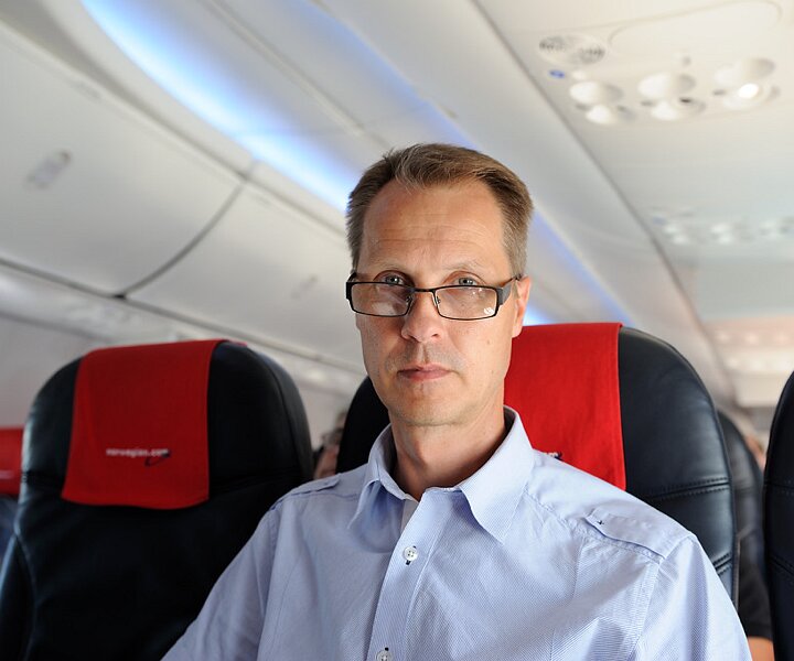 _DSC0030 Arto flying to Sweden.