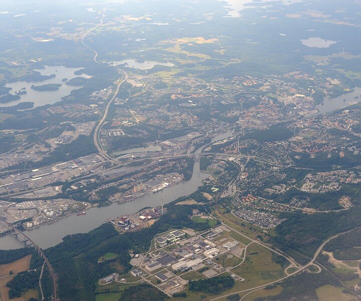 _DSC0050 Flying over Södertälje, south of Stockholm.