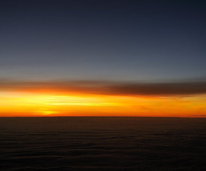 _DSC0028 Sunset above the clouds.