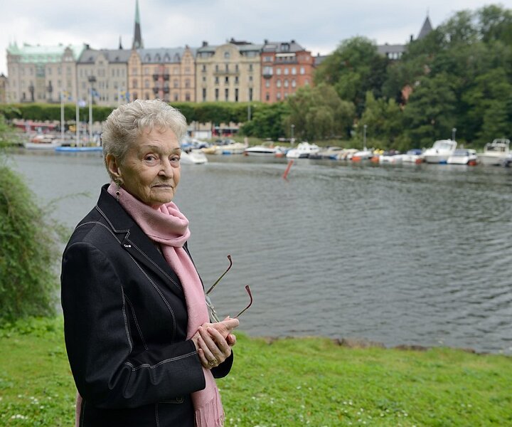 _DSC0005 Mum at Djurgården in Stockholm.