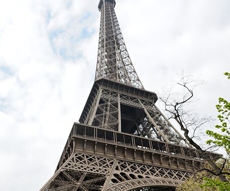 _DSC0047 Arto at the Eiffel tower.