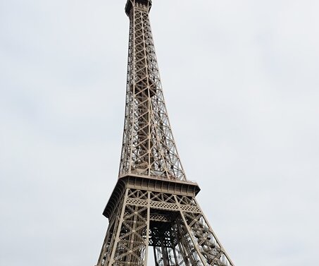 _DSC0037 Markos near the Eiffel tower.