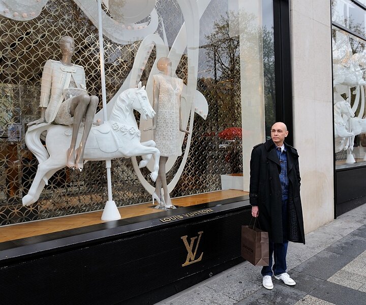 _DSC0001 Markos at the Louis Vuitton flagship store.