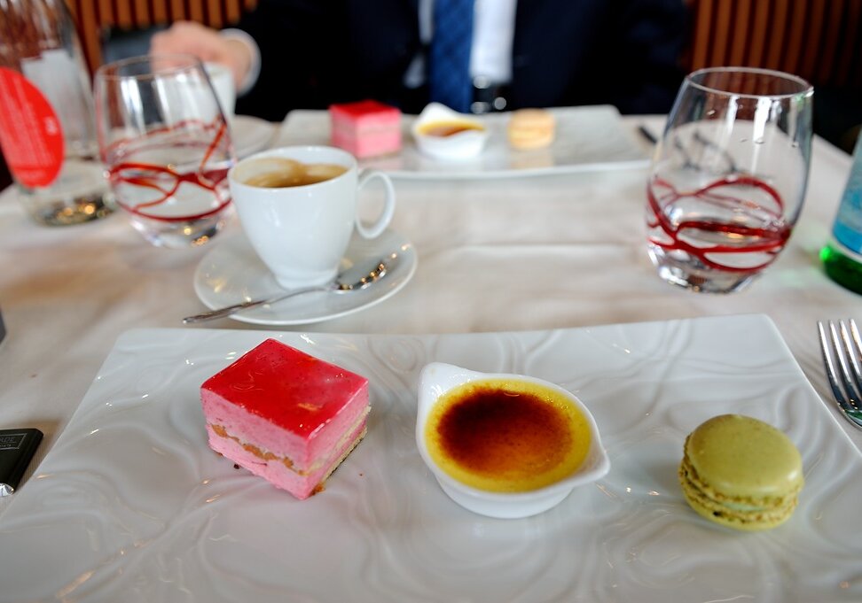 In Paris, April 8 In Paris, Easter Sunday, April 8.