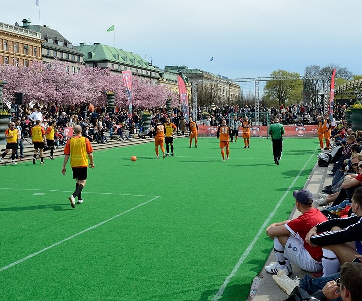 _DSC0011 Playing football in Kungsträdgården.