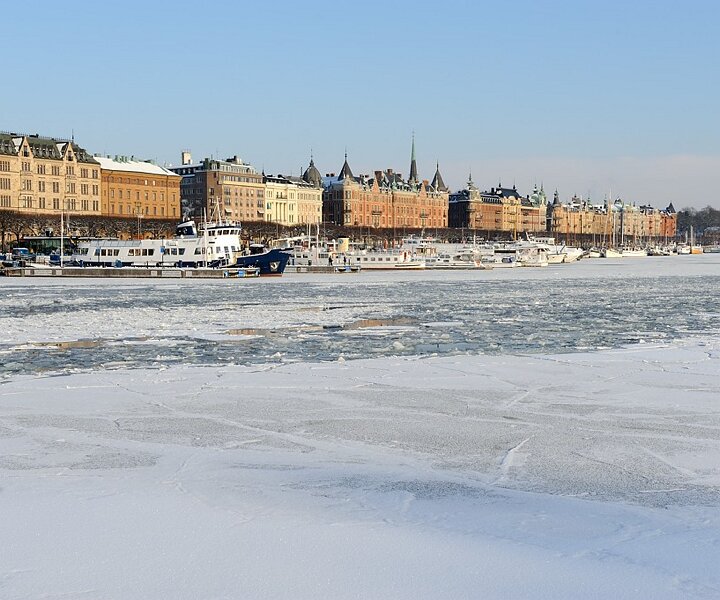 _DSC0051 View of Strandvägen.